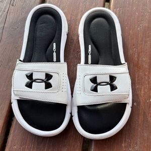 Under Armour Women’s 4D Foam Slide Sandals